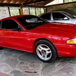 mustan95