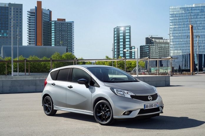 Nissan presenta la edición limitada Black Edition de su hatchba