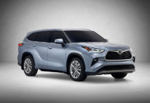 Highlander 2020 debuta a nivel mundial en el Auto Show de New York