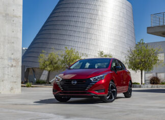 Orgullosamente Hecho en México: Nissan Versa